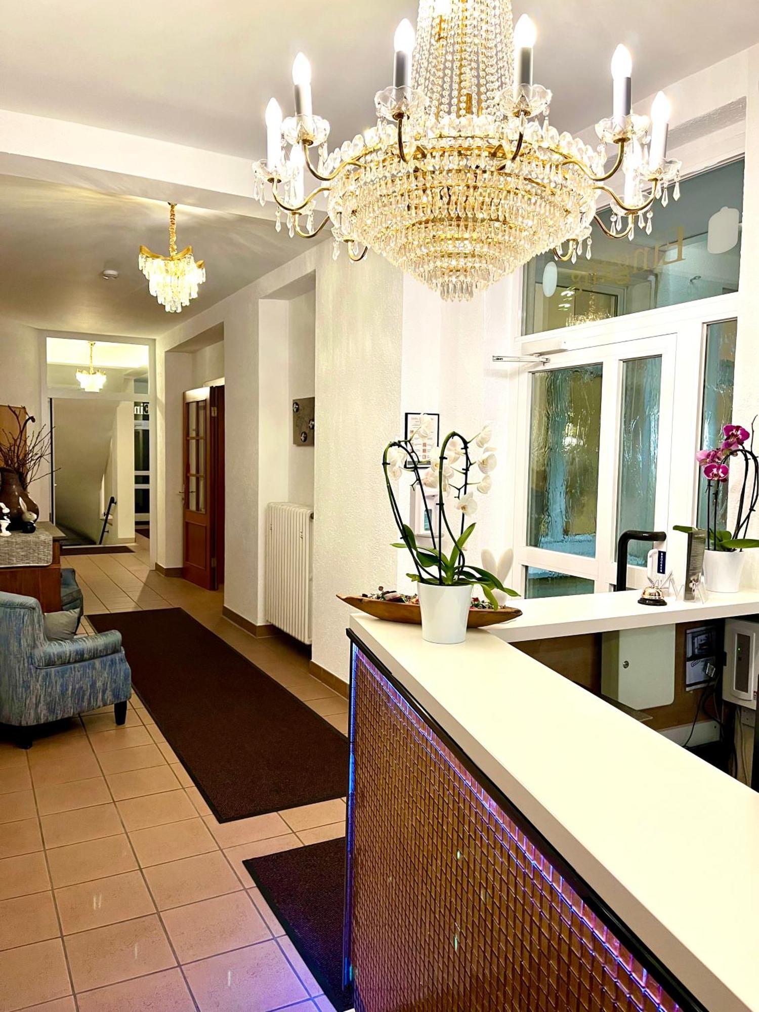 Hotel Zu Den Linden Wachtberg Extérieur photo